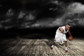 美加墨联合举办-跨界奇迹！姆巴佩空降NBA雄鹿队，决赛绝杀问鼎总冠军，赛况惊天逆转引全网热议